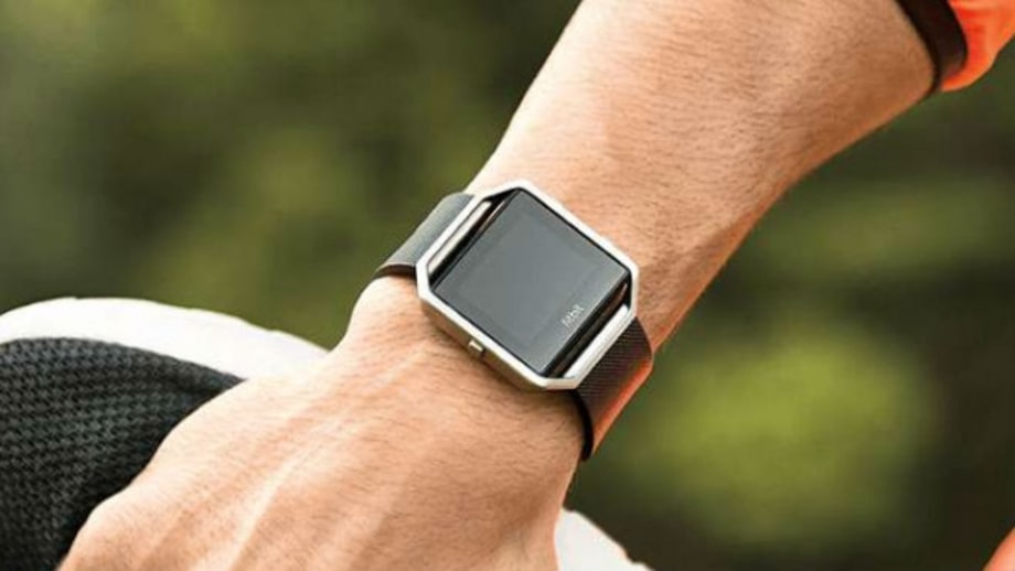 В результаті у Fitbit вийшли непогані фітнес-годинник (смарт-функції представлені лише базовим комплектом) з привабливим цінником